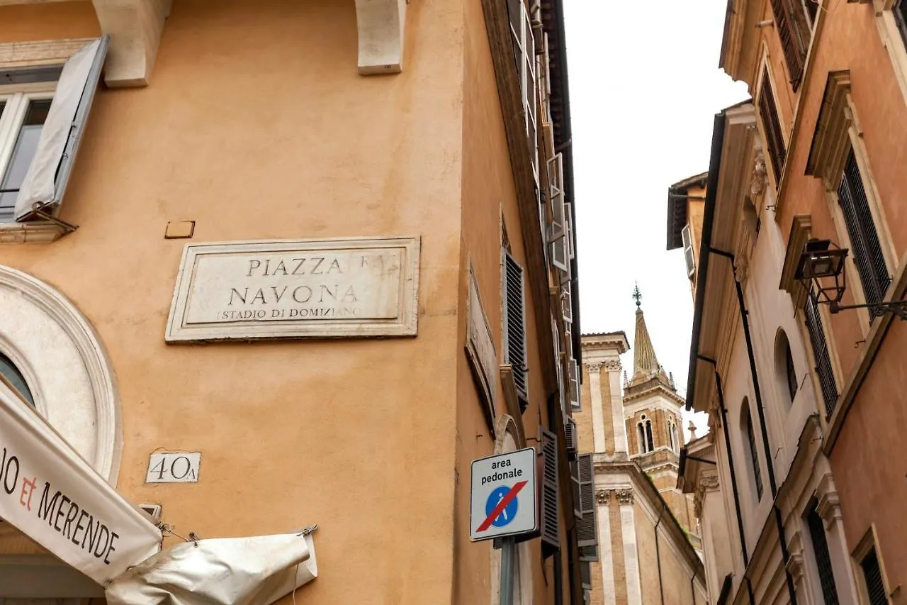 Navona Artist 7 Apt Rome