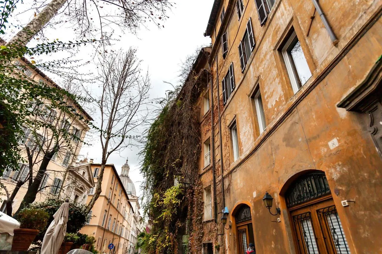 Navona Artist 7 Apt Rome